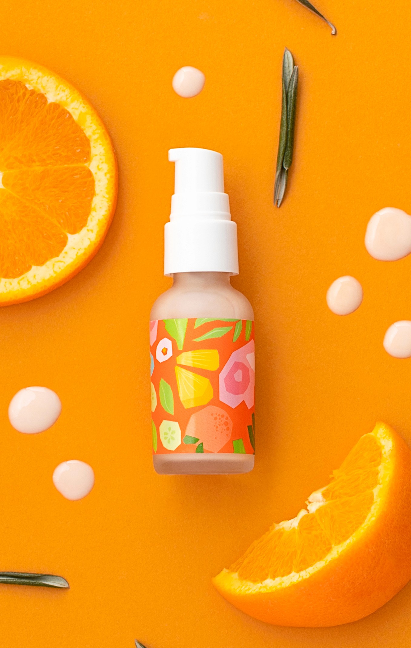 Luma & Leaf Serum and oranges